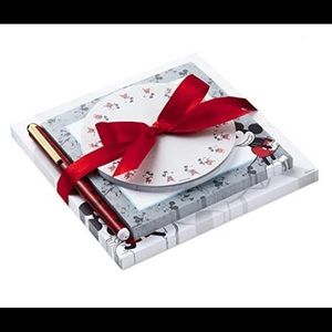 Brand New Hallmark Disney Notepad Bundle with Pen (3 Notepads, Assorted Sizes)